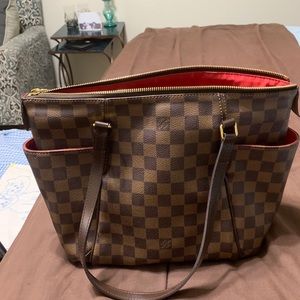 Louis Vuitton tote